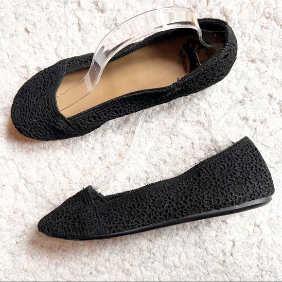 Fergalicious Shoes - Fergalicious Black Floral Lace Mosley Slip On Ballet Flats Size 9